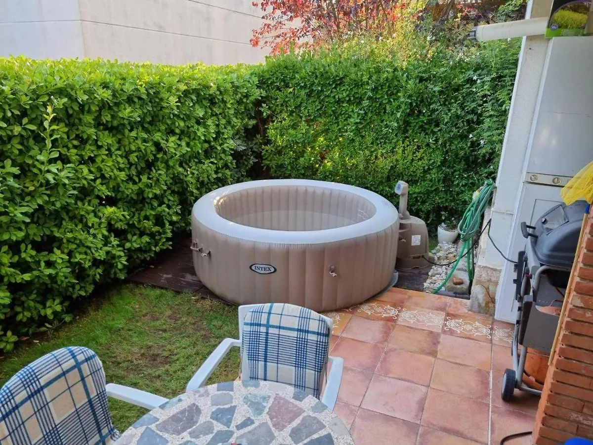 Juliana Planta Baixa Amb Jardinet I Jacuzzi A 5 Minuts De La Platja Gran Apartment Platja d'Aro